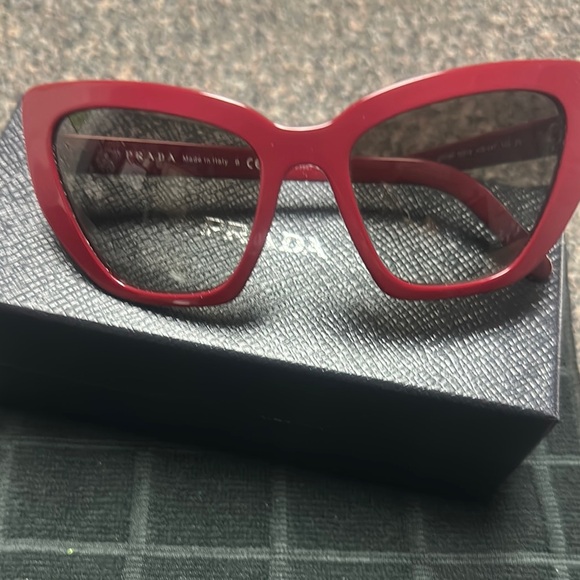 Prada Red Cat-Eye Sunglasses - NWOT - Picture 4 of 6